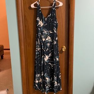 Long blue black sleeveless dress